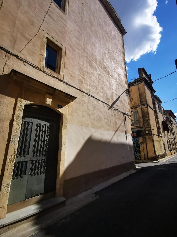 Le Bleu Jean Denim Arenes - Une Nuit A Nimes Bagian luar foto